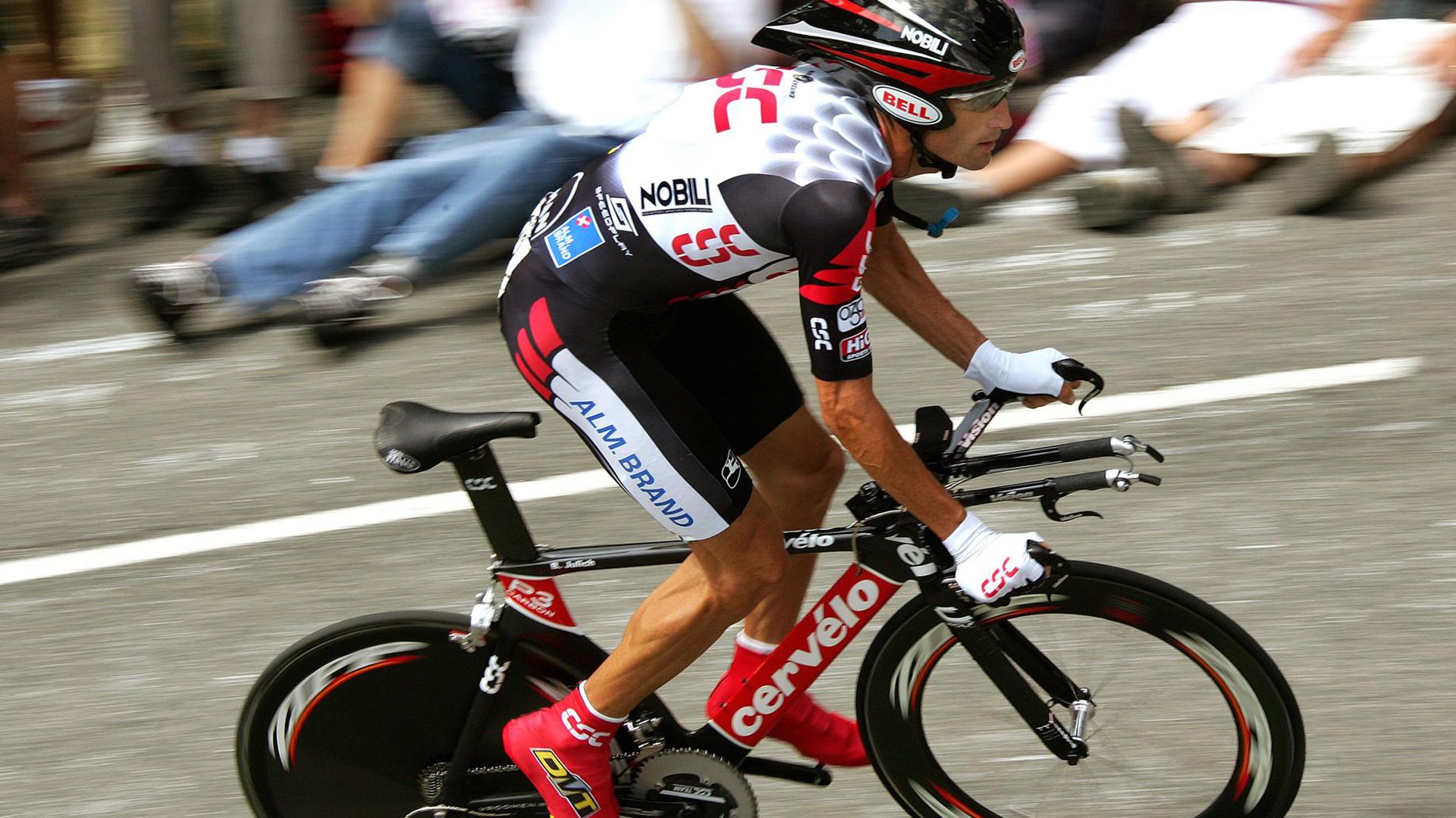 荷兰女足新军崛起，首次参赛即突破至决赛，荷兰女足近期战绩